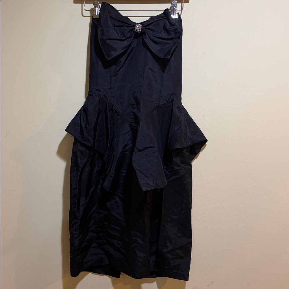 Women’s Saks Fifth Avenue David Howard Karen Okada